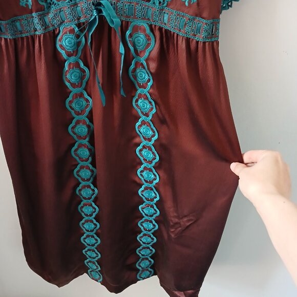 VTG Betsey Johnson Size 8 Women's‎ 100% Silk Dress Brown Blue Crochet Midi Lined - Picture 4 of 16